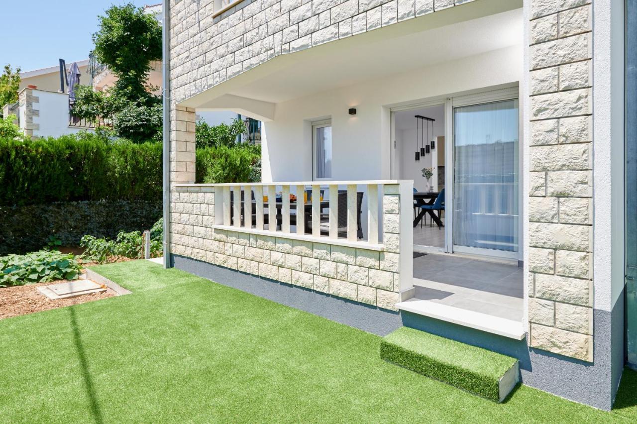 Apartment Elli Trogir Exteriör bild